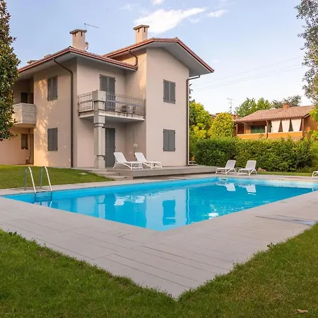 Apartment Baseventuno 2 - Trilocale Primo Piano